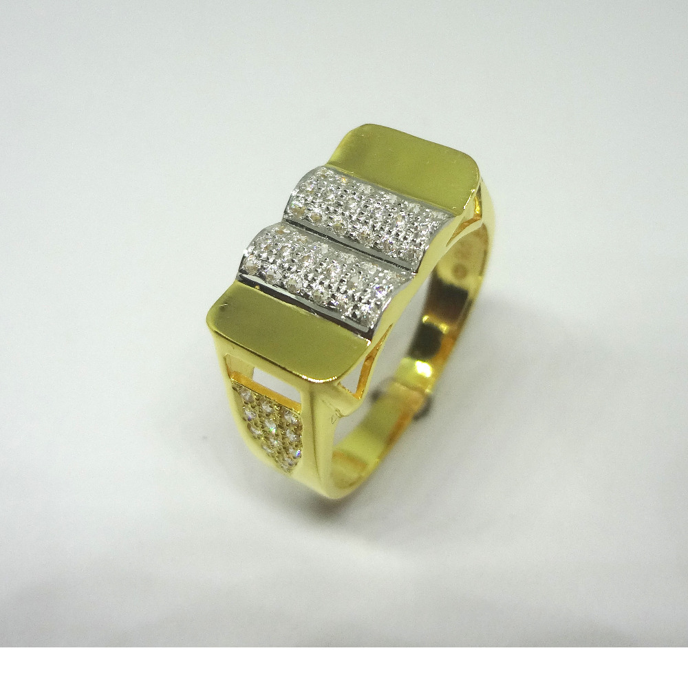 916 CZ GOLD DIAMOND RING
