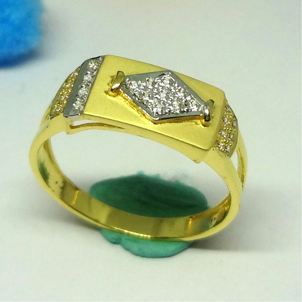 916 GOLD CZ DIAMOND AMAZING GENTS RING