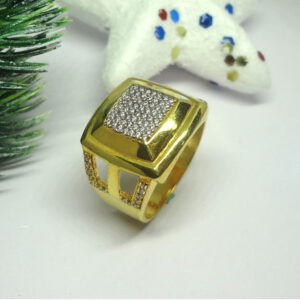 916 GOLD CZ DIAMOND SQUARE SHAPE GENTS RING
