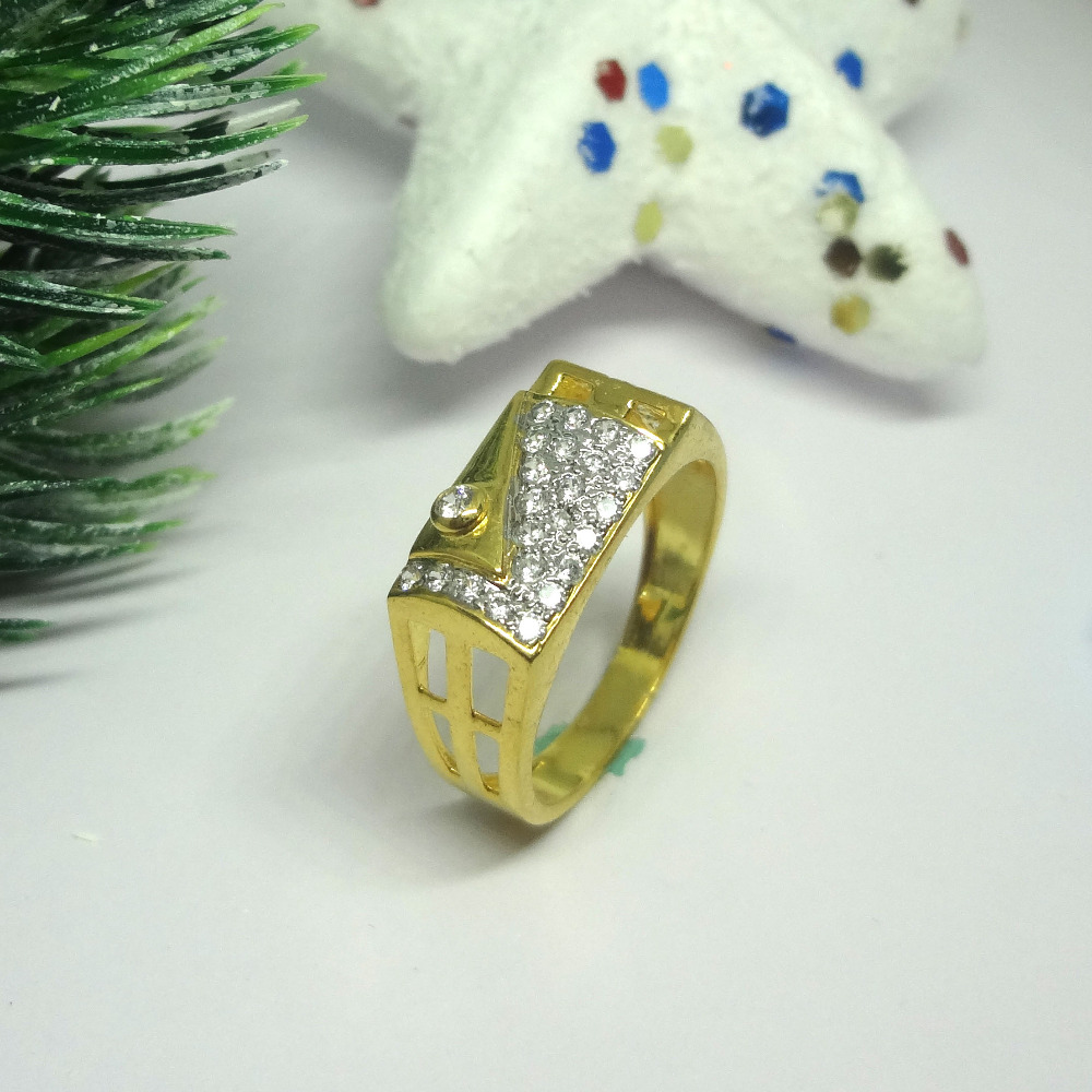 916 CZ DIAMOND RING