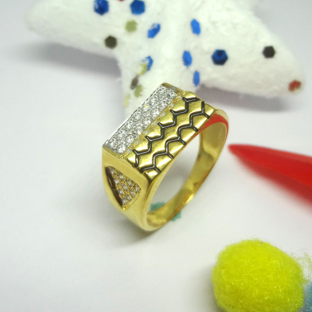 916 CZ GOLD DIAMOND RING