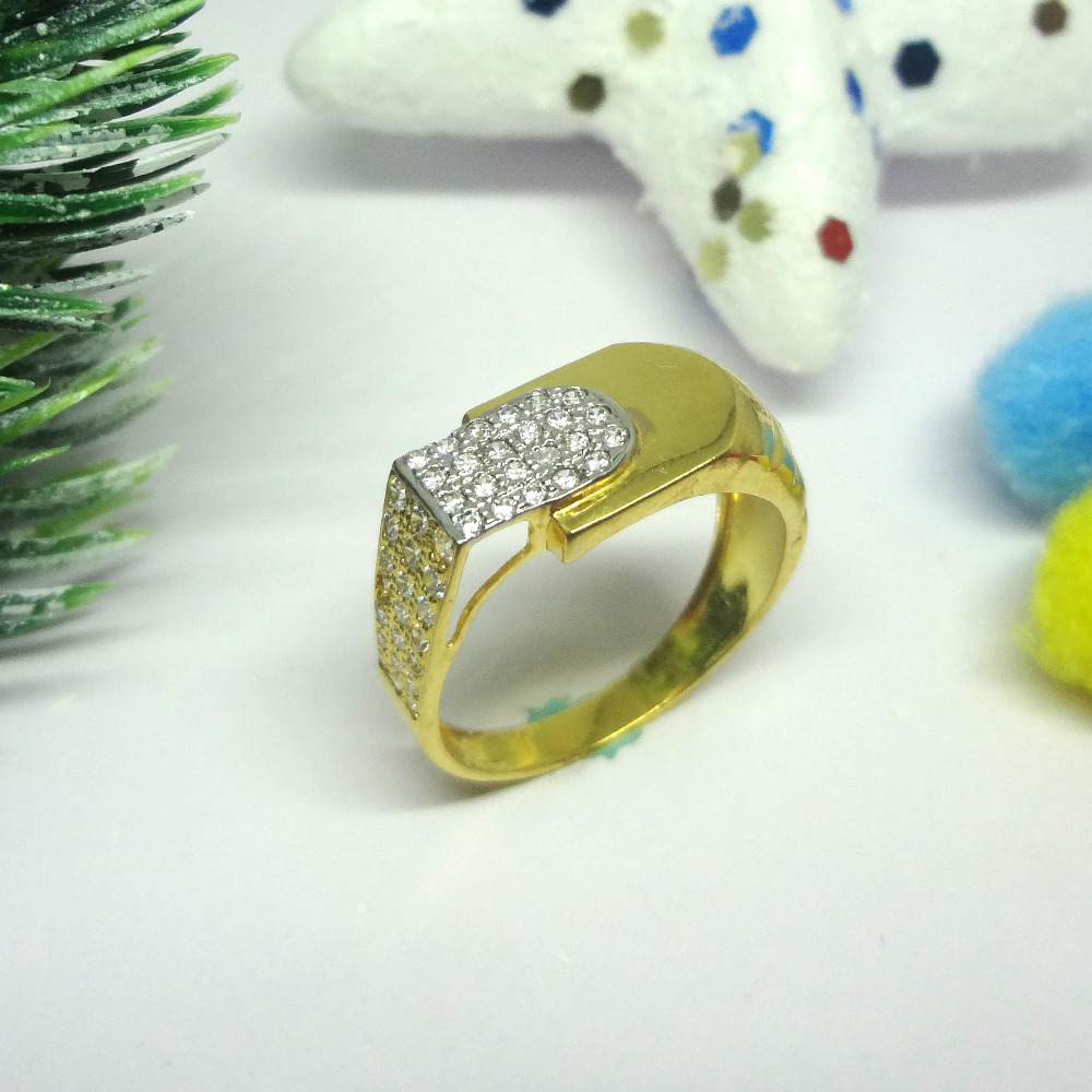 916 cZ GOLD DIAMOND RING