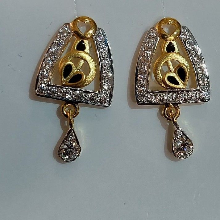 916 Gold CZ Latkan Buti