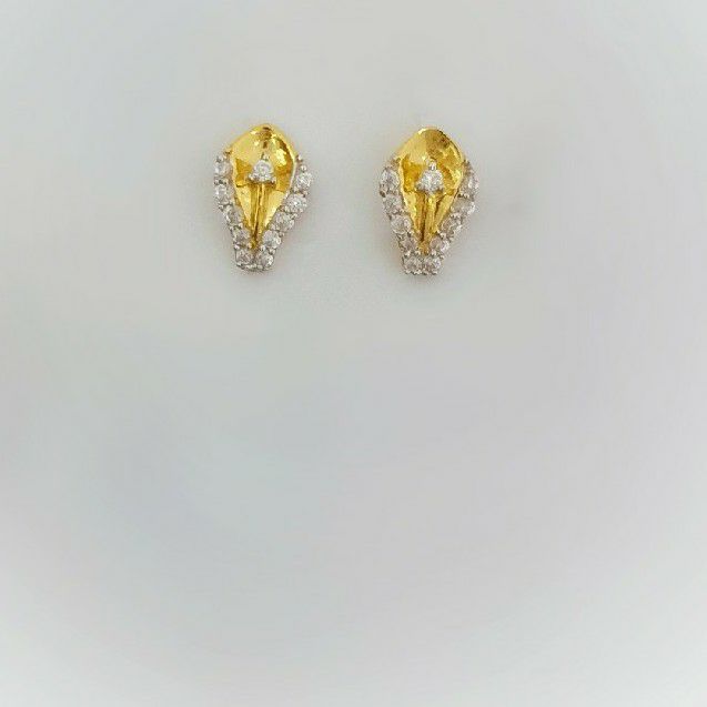 18k Delicate Earrings
