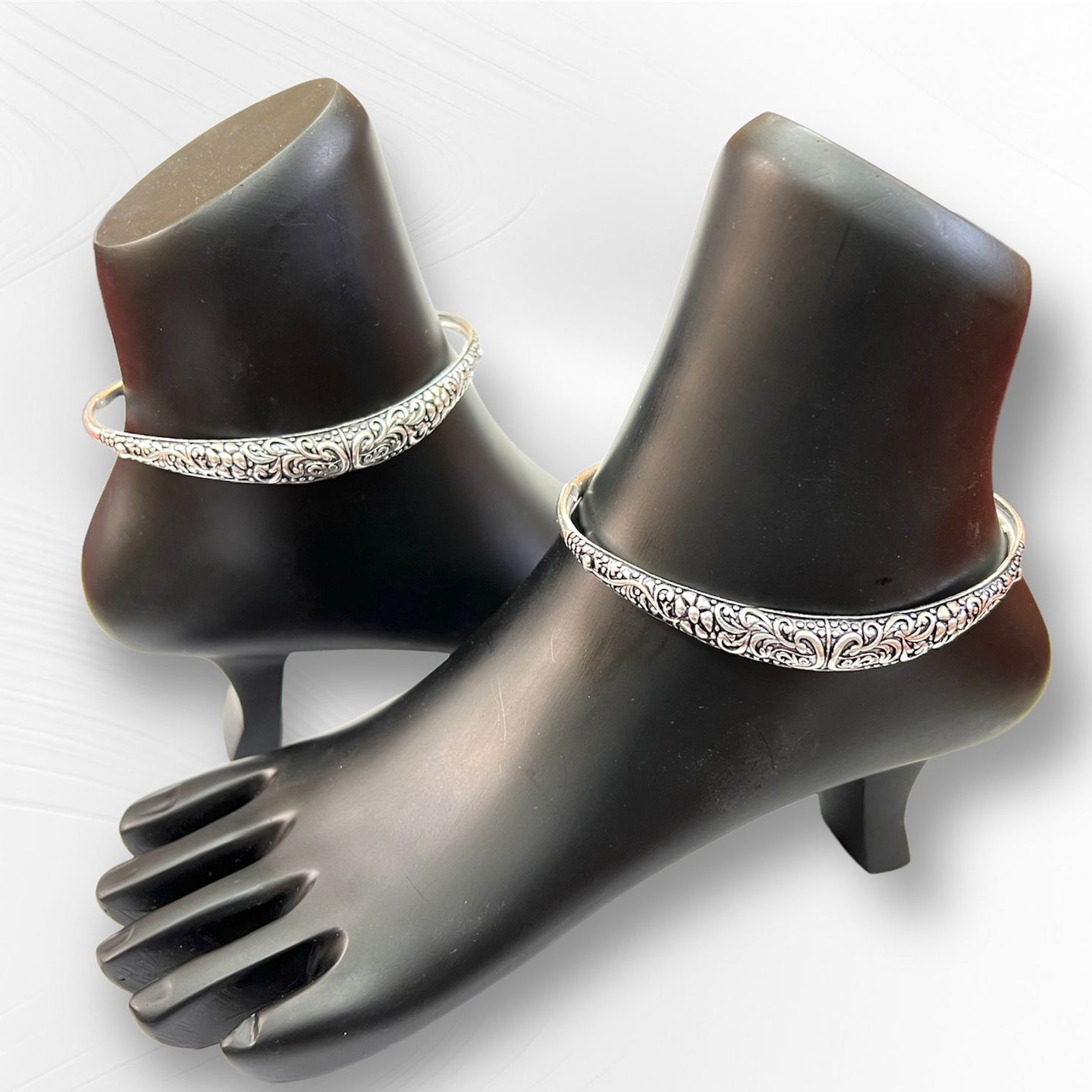 925 Silver Oxidised Kada Payal