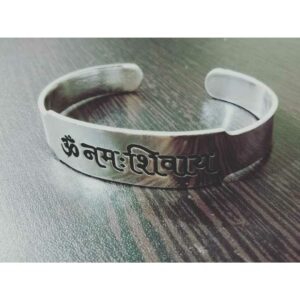 Namah Sivay Writting Jents Oxodize Rodiyam Half Round Kada Bracelet Ms-1444