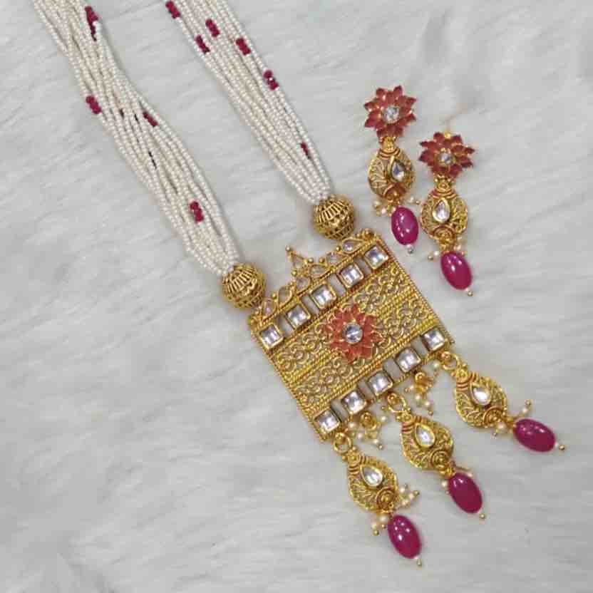 Fancy Colorful Flower Design Necklace