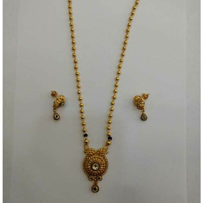 Gold Ladies Jadtar Antique Necklace Set