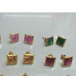 18KT Ladies Butti