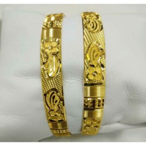 22kt 916  Machine Cut Attractive Bangles