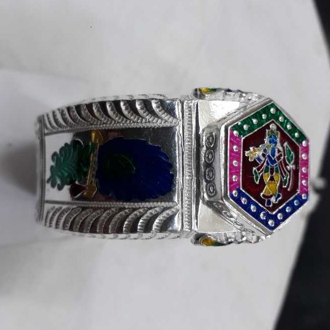 Gold Gents Fancy Indian Bharvadi Kada White