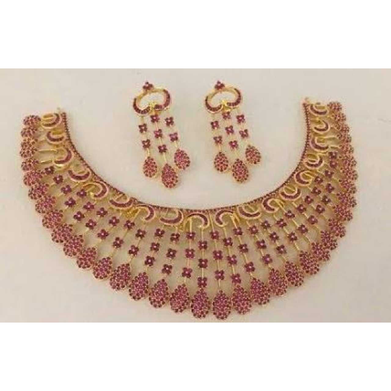 22K / 916 Gold Indian Stylish Necklace Set