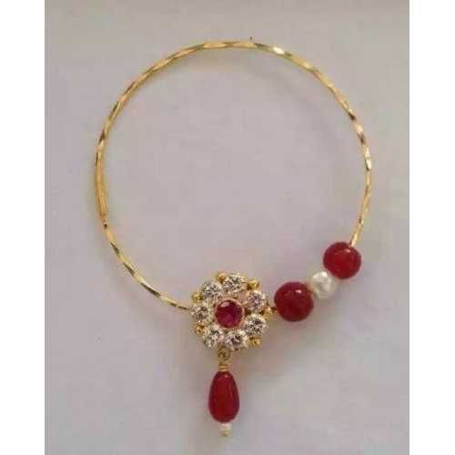 22KT Yellow Gold Ladies Indian Nose Pin