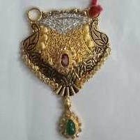 22K Ladies Indian Fancy Pendant Set Yellow