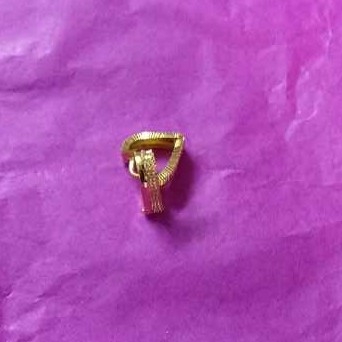 18K Gold ladies Indian Fancy Bali Yellow