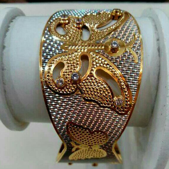 22K / 916 Gold Yellow CNC Bangle
