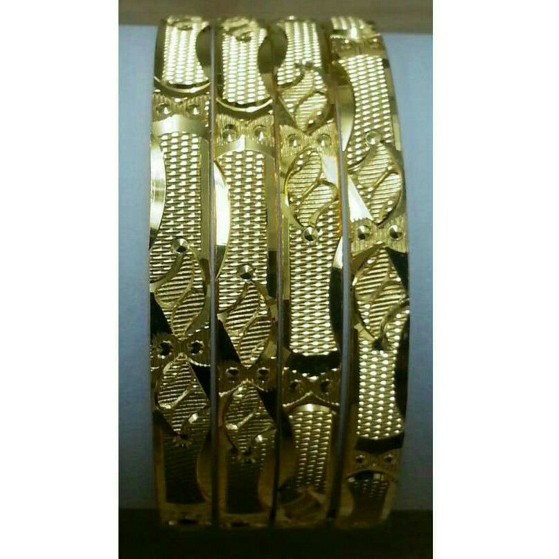 22K / 916 Gold Yellow Ladies CNC Bangle