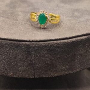 22kt gold green stone women ring