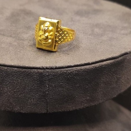 22kt gold ganeshji ring