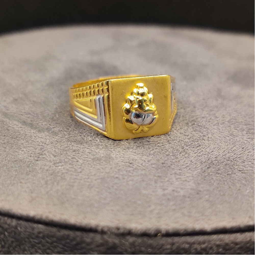 22kt gold ganesh design ring