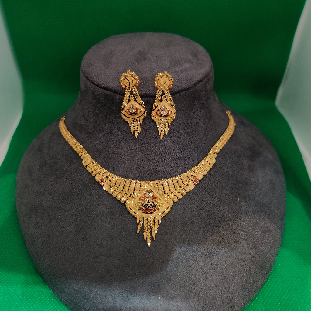 22 carat gold fancy set