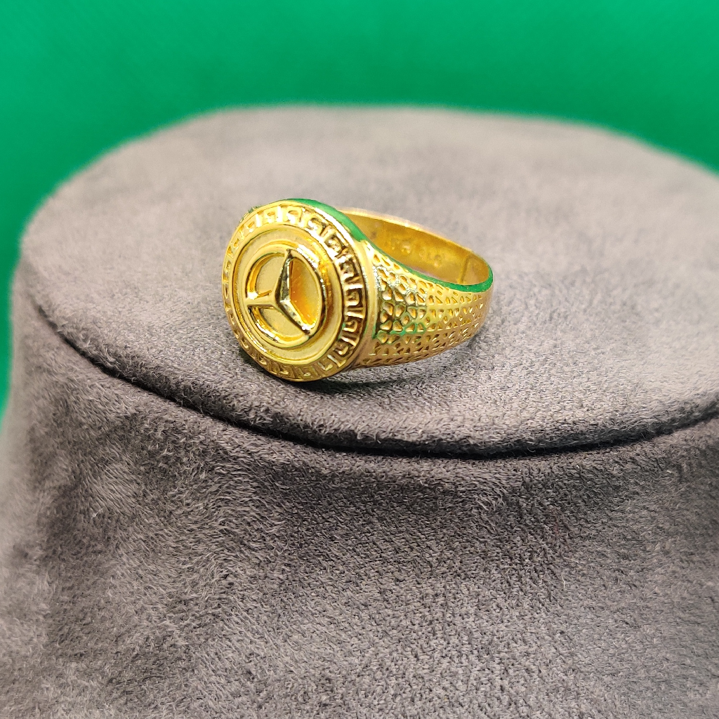 916 gold fancy gents ring