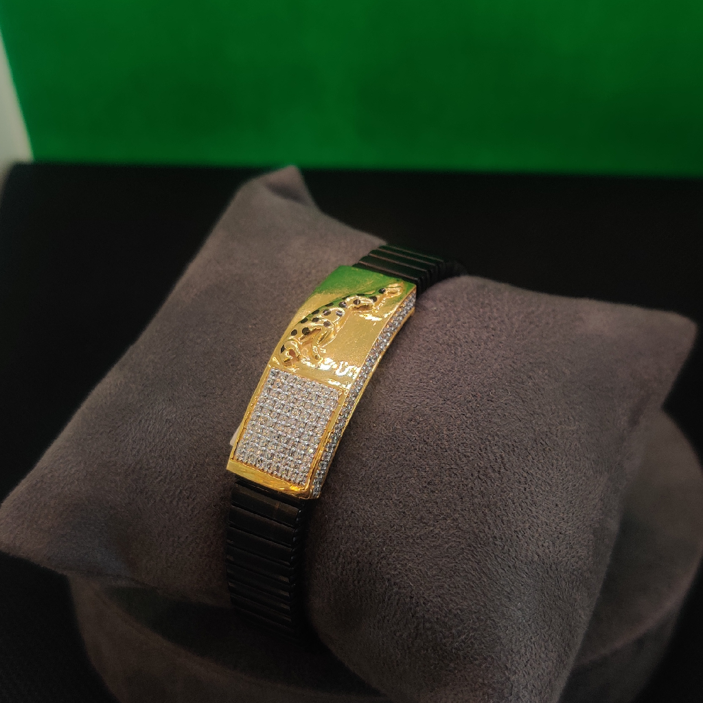 22 carat gold jaguar antique gents bracelet