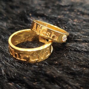 916 gold fancy antique name couple ring