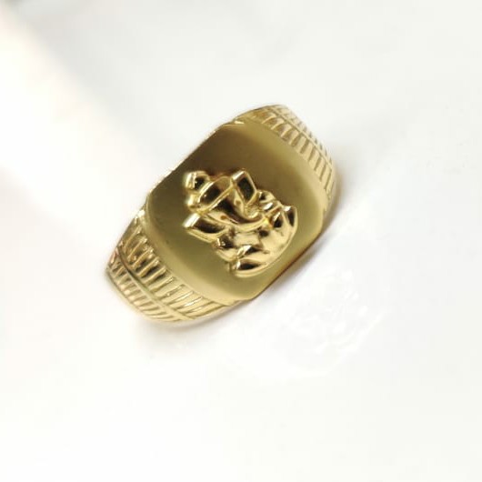 22 carat 916 gents ring