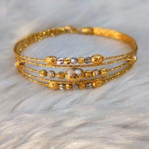 916 22 carat fancy bracelet