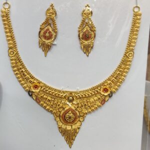 22 carat 916 fancy set butti