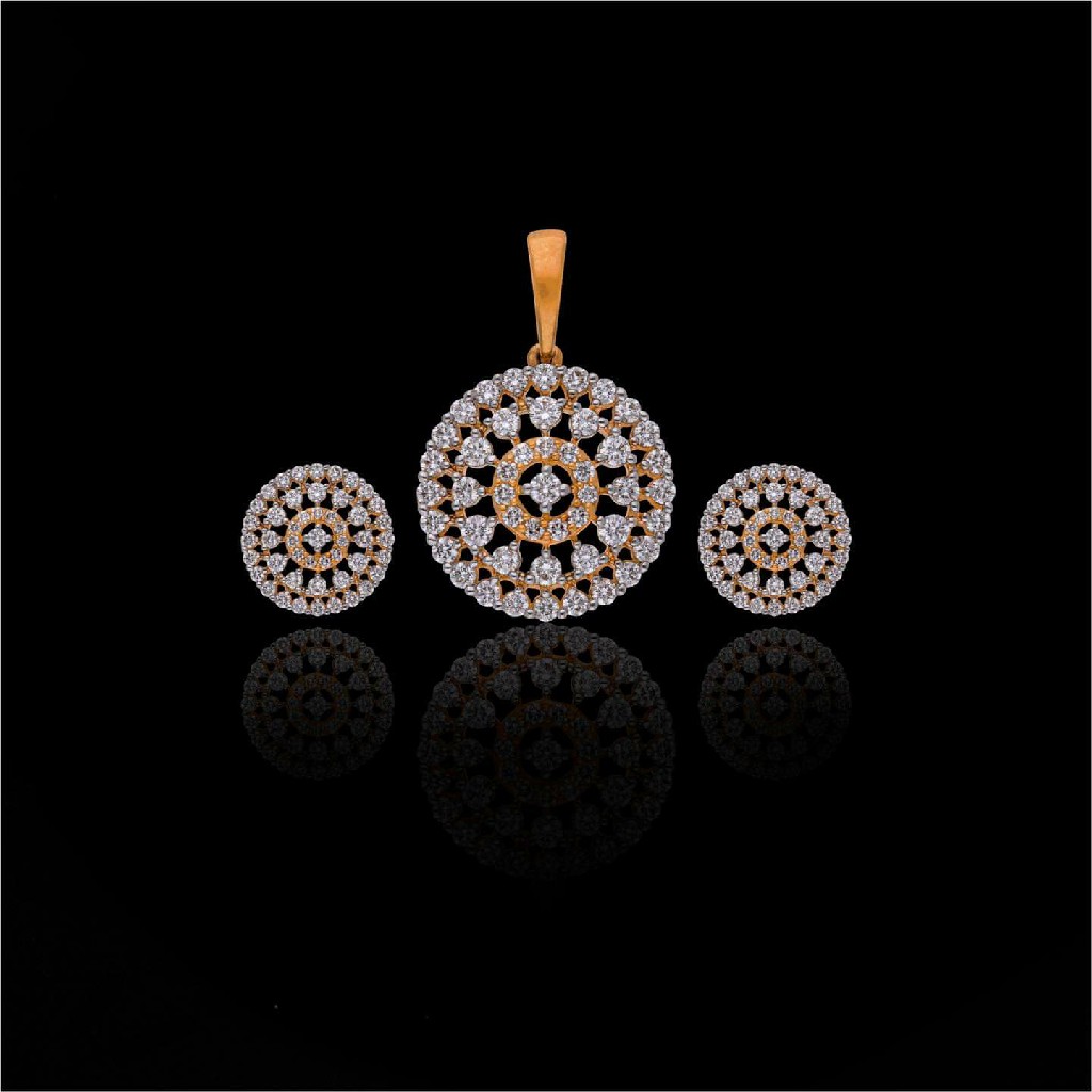 diamond pendant set
