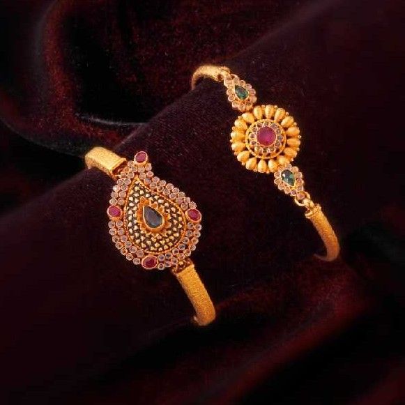 22Kt Gold Antique Jadtar Bracelet