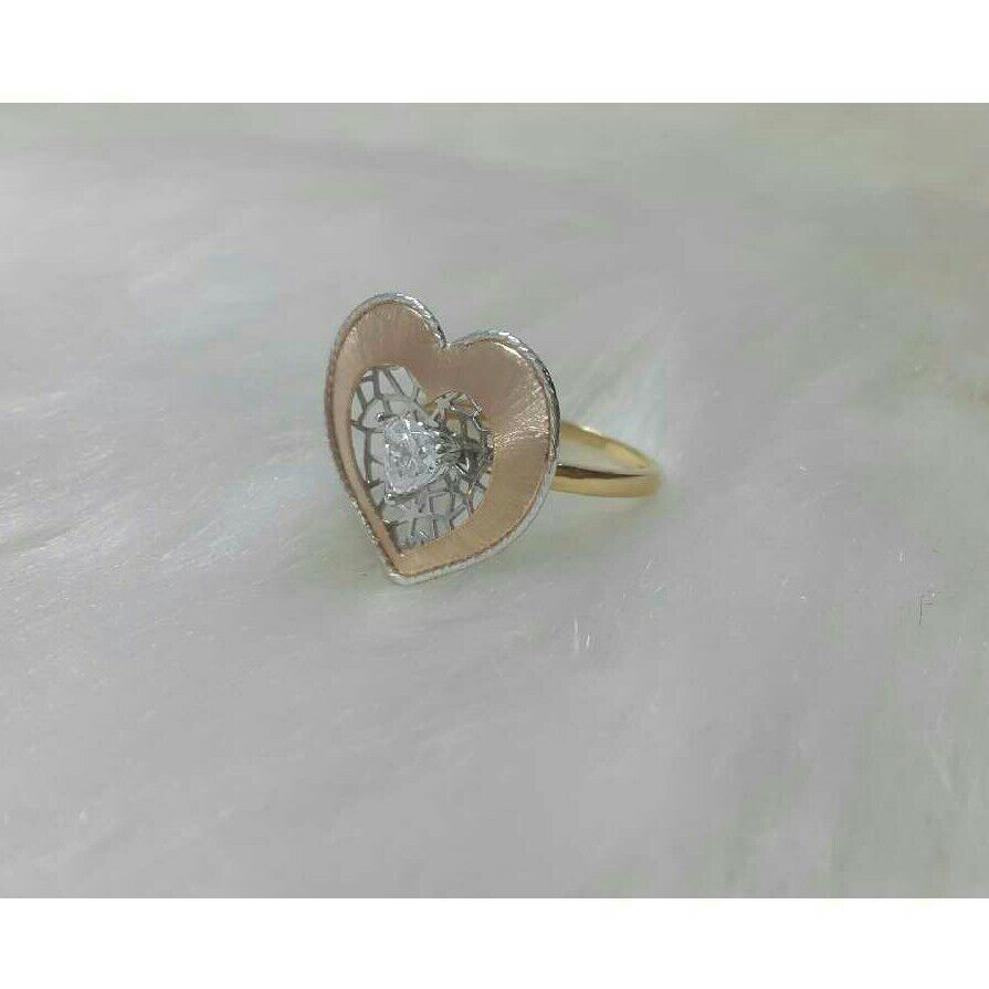 18K / 750 Rose Gold Heart Shaped Ladies Ring