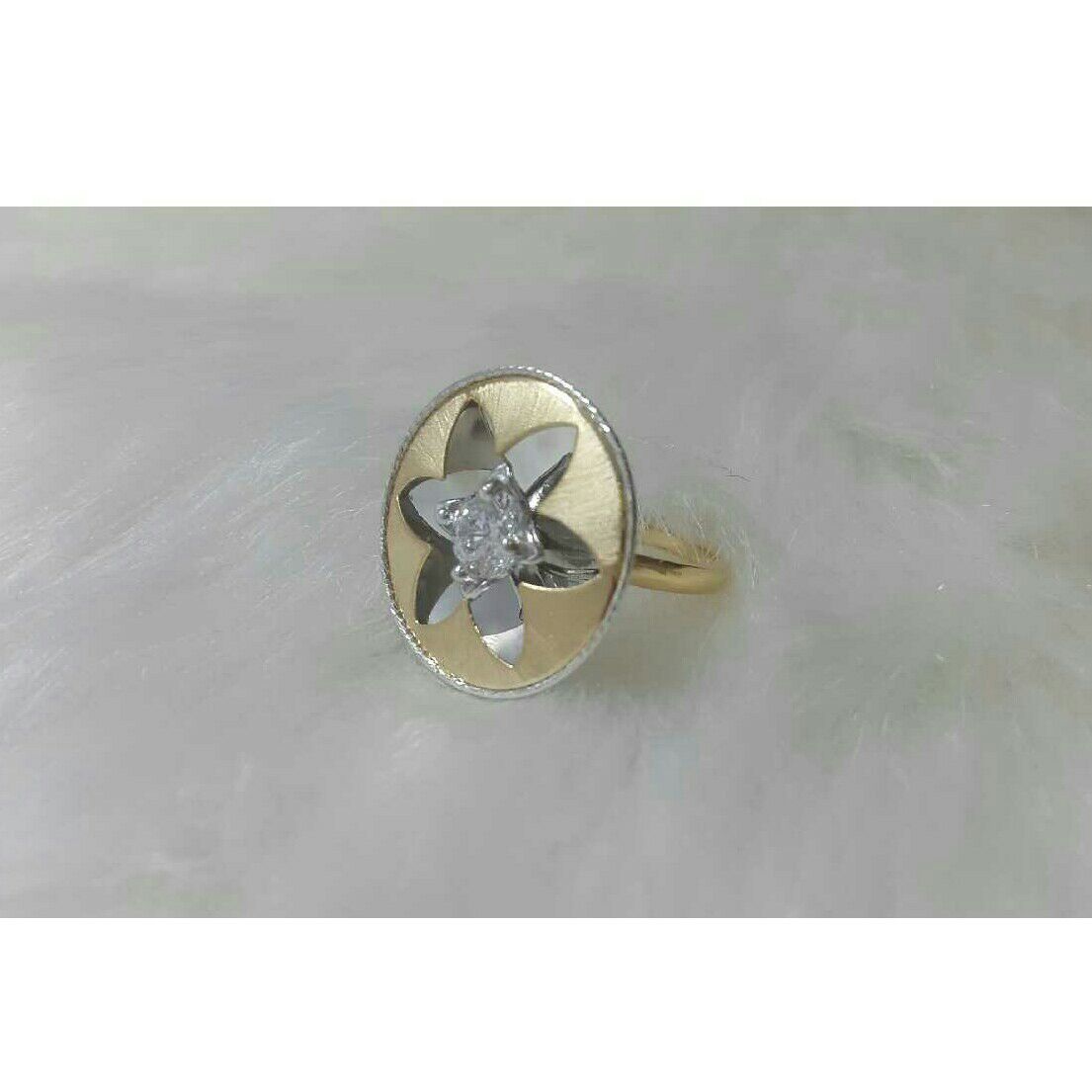 18K / 750 Yellow Gold Ladies Indian Classic Ring
