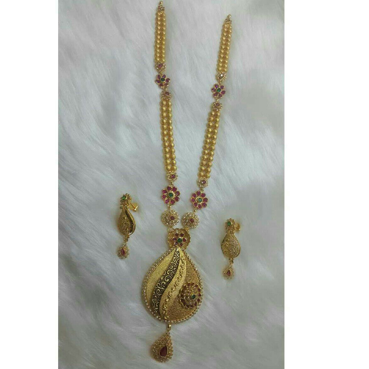 22K Gold Ladies Antique Long Necklace Set