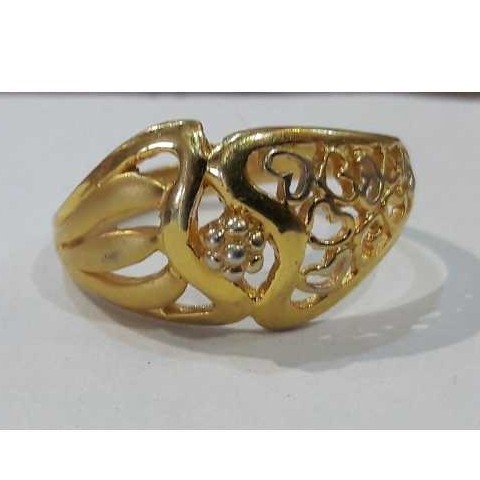 22KT Gold Ladies Fancy Ring