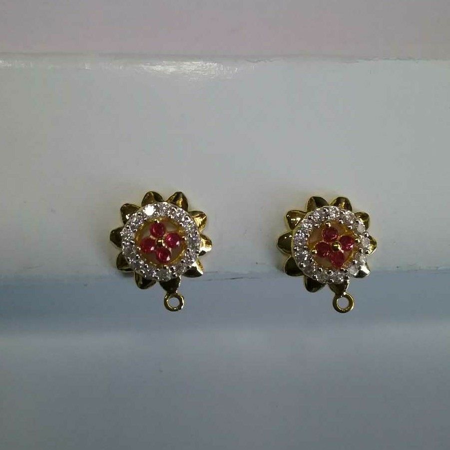 22KT Gold Ladies Modern V Prong Flower Indian Tops