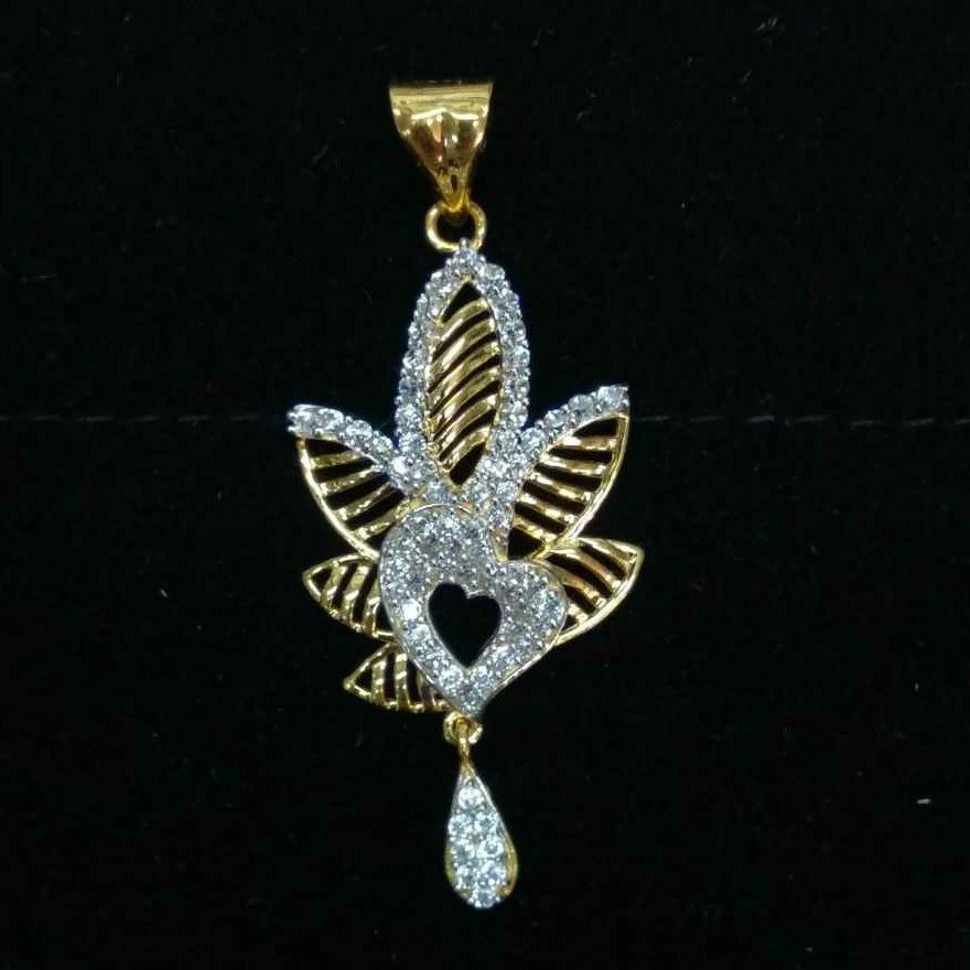 Italian 916 Gold Ladies Pendant Set