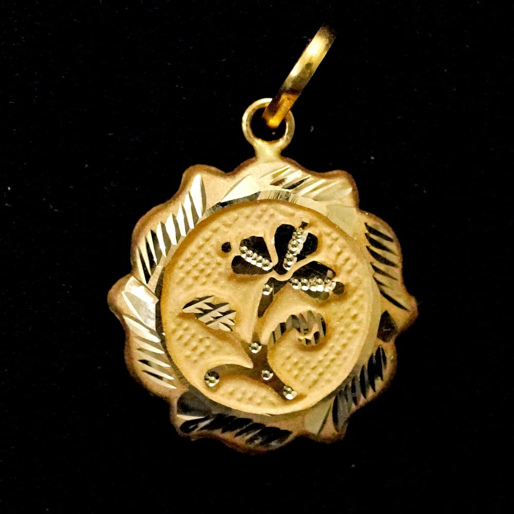 Plain pendants