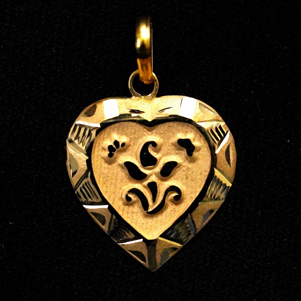 om pendant