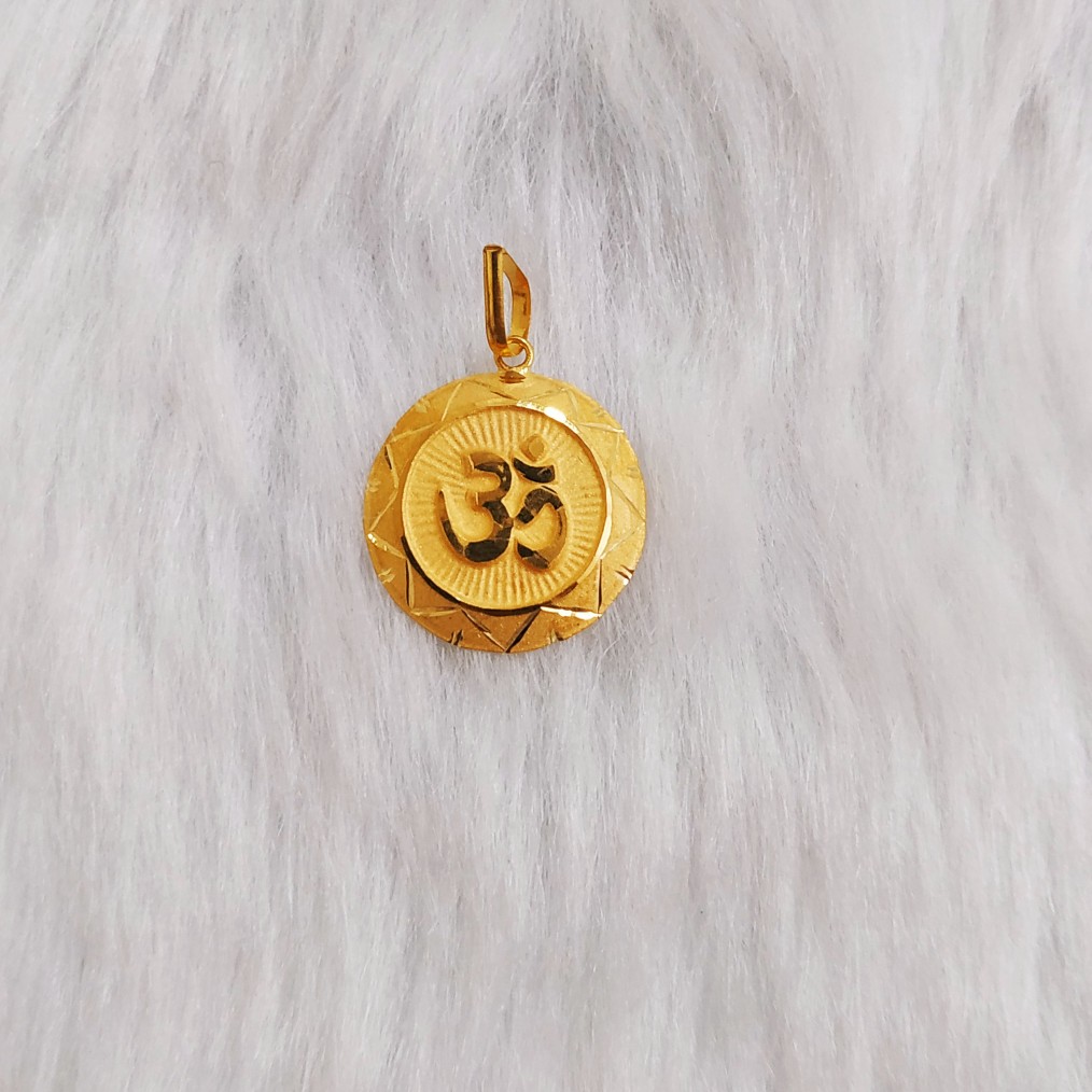 om pendants