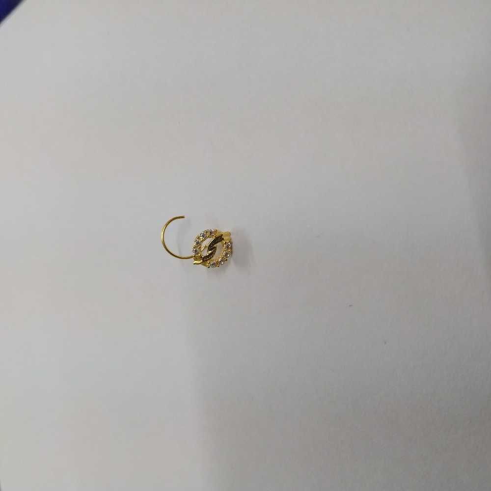 68KT Gold Fancy Diamond Nosepin