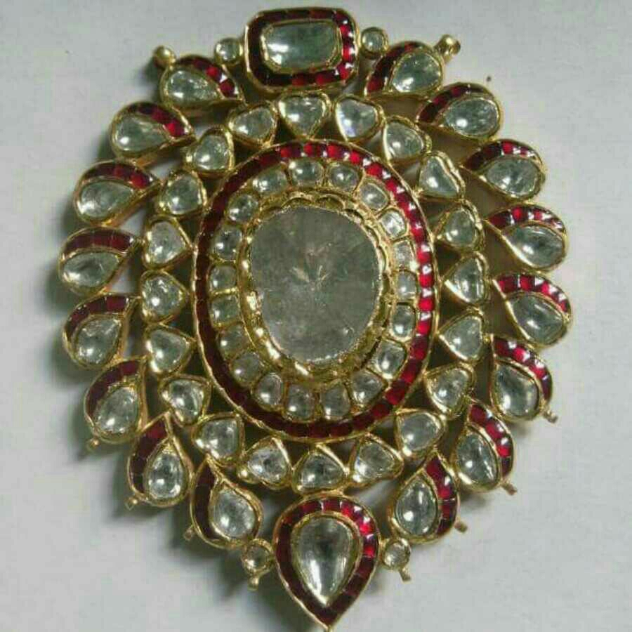 Antique Attractive Jadau Pendant