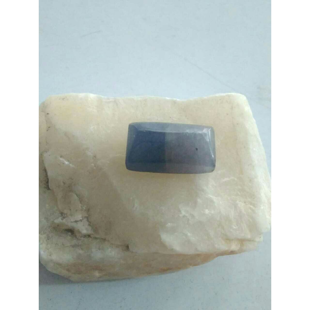 12.55ct baguette bi-color blue-sapphire-neelam