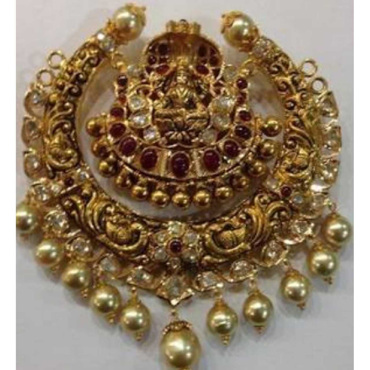 22K / 916 Gold Ladies Indian Nakshi Work Pendant