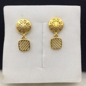 18k Yellow Gold Dazzling Design Earrings