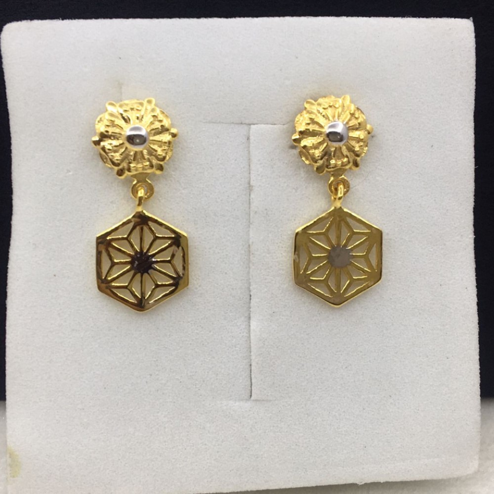 18k Yellow Gold Fancy Handmade Earrings