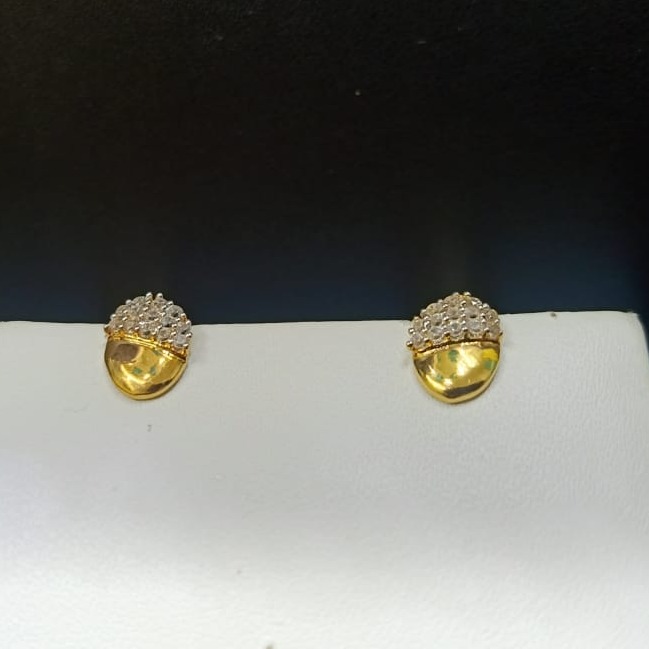 18CT Gold Antique Small  Design Hallmark Tops