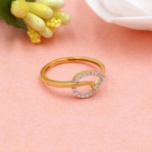 Leaf with Stones 22k Gold Lady Ring